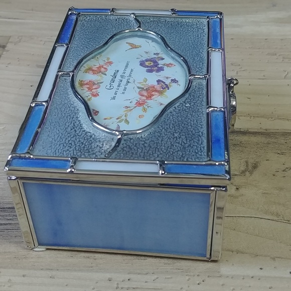 🎉2/$16 Stained Glass Jewelery Keepsake Box, Precious Grandmother (Removable) - Picture 6 of 8